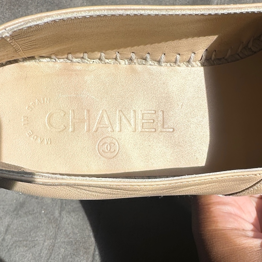 CHANEL Tan and Black Espadrilles - Picture 2 of 6
